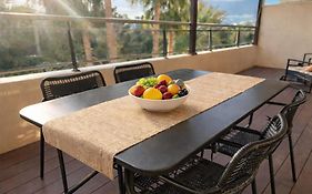 Cálido apartamento con gran terraza y vistas a 600 metros del mar